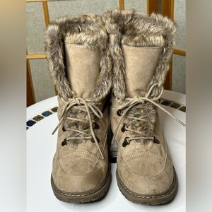 GH Bass Women's Angelica Faux Fur Lace-Up Boots in Tan Size 9M
